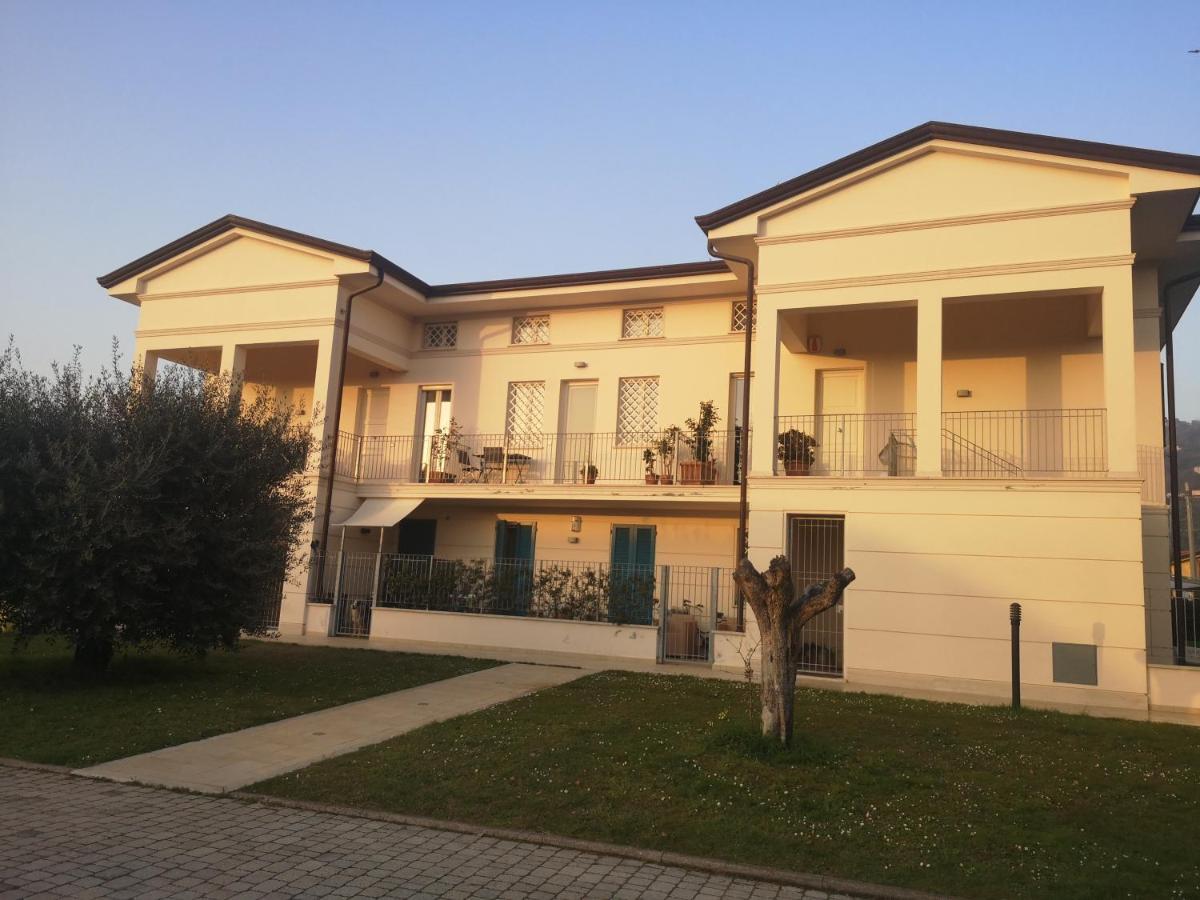 Cb House Holiday Pietrasanta Esterno foto